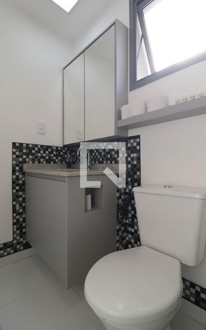 Studio para alugar com 25m², 1 quarto e sem vaga Studio para alugar com 25m², 1 quarto e sem vagaBanheiro