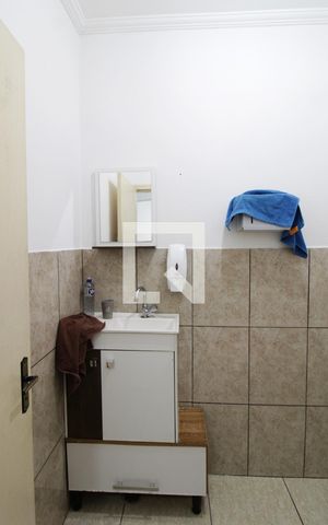 Casa à venda com 200m², 3 quartos e 4 vagasLavabo