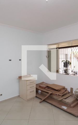 Casa à venda com 200m², 3 quartos e 4 vagasSala