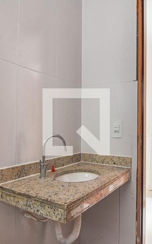 Casa à venda com 105m², 3 quartos e 1 vaga Casa à venda com 105m², 3 quartos e 1 vagaBanheiro Social