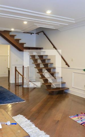 Casa à venda com 520m², 5 quartos e 5 vagasSala 1
