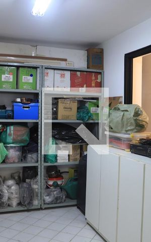 Casa à venda com 520m², 5 quartos e 5 vagasQuarto de Serviço