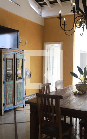 Casa à venda com 520m², 5 quartos e 5 vagasÁrea gourmet