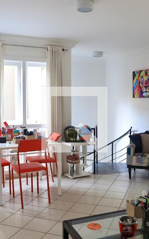 Casa à venda com 520m², 5 quartos e 5 vagasLoft Sala