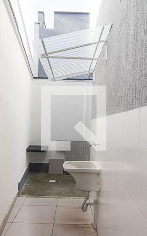 Casa à venda com 105m², 3 quartos e 1 vaga Casa à venda com 105m², 3 quartos e 1 vagaÁrea de Serviço