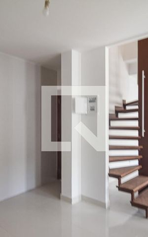 Casa à venda com 105m², 3 quartos e 1 vaga Casa à venda com 105m², 3 quartos e 1 vagaCozinha