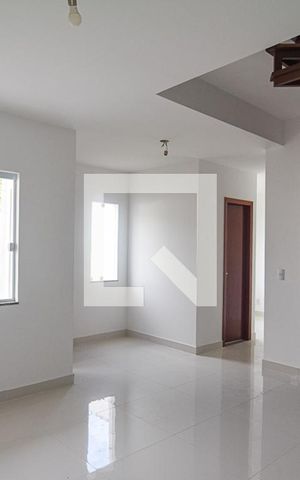 Casa à venda com 105m², 3 quartos e 1 vaga Casa à venda com 105m², 3 quartos e 1 vagaSala