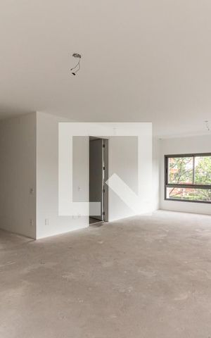Apartamento à venda com 260m², 3 quartos e 3 vagas Apartamento à venda com 260m², 3 quartos e 3 vagasSala