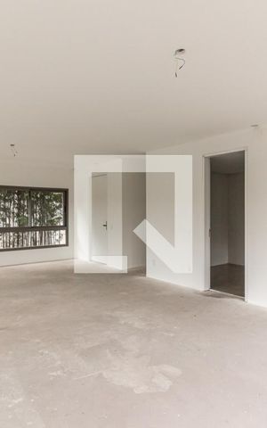 Apartamento à venda com 260m², 3 quartos e 3 vagas Apartamento à venda com 260m², 3 quartos e 3 vagasSala