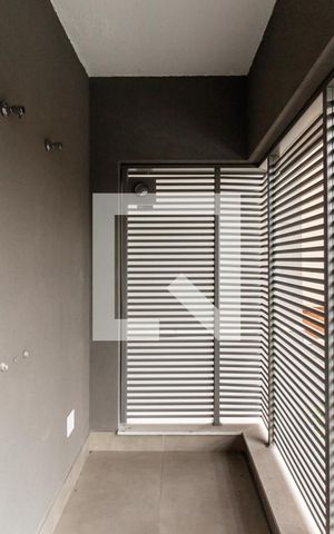 Apartamento à venda com 260m², 3 quartos e 3 vagas Apartamento à venda com 260m², 3 quartos e 3 vagasVaranda da Suíte 2