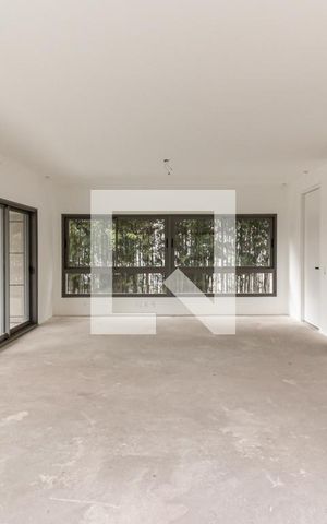 Apartamento à venda com 260m², 3 quartos e 3 vagas Apartamento à venda com 260m², 3 quartos e 3 vagasSala
