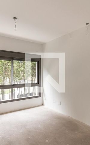 Apartamento à venda com 260m², 3 quartos e 3 vagas Apartamento à venda com 260m², 3 quartos e 3 vagasSala de Tv