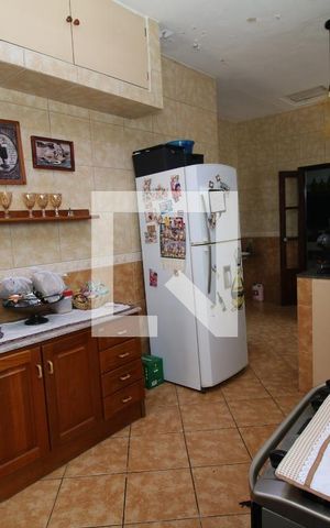 Casa à venda com 300m², 3 quartos e 2 vagasCozinha
