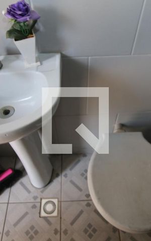 Casa à venda com 300m², 3 quartos e 2 vagasBanheiro de serviço