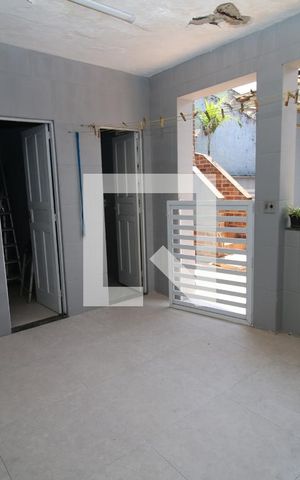 Casa à venda com 300m², 3 quartos e 2 vagasÁrea de Serviço