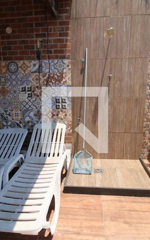 Casa à venda com 300m², 3 quartos e 2 vagasPiscina