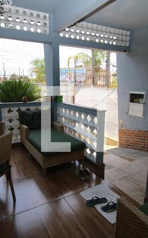 Casa à venda com 300m², 3 quartos e 2 vagasvaranda