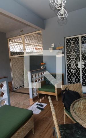 Casa à venda com 300m², 3 quartos e 2 vagasvaranda