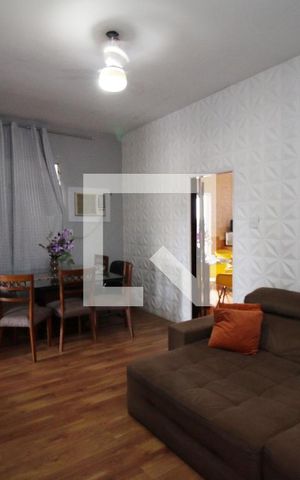 Casa à venda com 300m², 3 quartos e 2 vagasSala