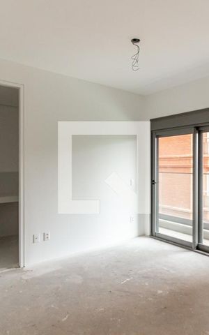 Apartamento à venda com 260m², 3 quartos e 3 vagas Apartamento à venda com 260m², 3 quartos e 3 vagasQuarto da Suíte 2