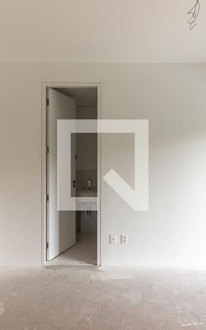 Apartamento à venda com 260m², 3 quartos e 3 vagas Apartamento à venda com 260m², 3 quartos e 3 vagasQuarto da Suíte 2