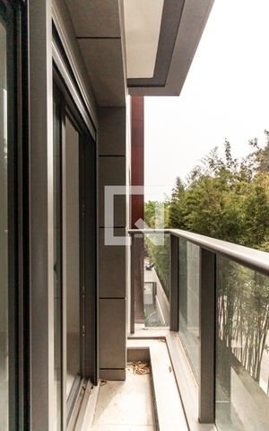 Apartamento à venda com 260m², 3 quartos e 3 vagas Apartamento à venda com 260m², 3 quartos e 3 vagasVaranda da Suíte 3