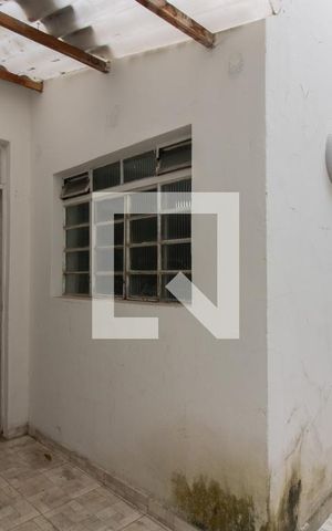 Casa à venda com 250m², 4 quartos e 3 vagas Casa à venda com 250m², 4 quartos e 3 vagasÁrea Externa