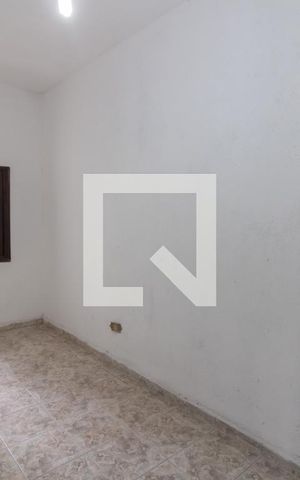 Casa à venda com 250m², 4 quartos e 3 vagas Casa à venda com 250m², 4 quartos e 3 vagasQuarto 4