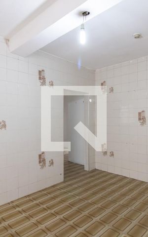 Casa à venda com 250m², 4 quartos e 3 vagas Casa à venda com 250m², 4 quartos e 3 vagasCozinha
