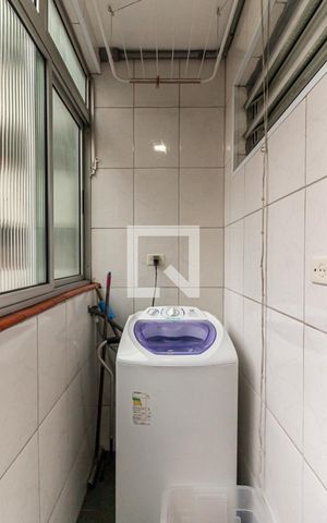 Apartamento à venda com 72m², 2 quartos e sem vaga Apartamento à venda com 72m², 2 quartos e sem vagaÁrea de Serviço