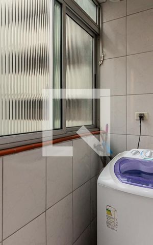 Apartamento à venda com 72m², 2 quartos e sem vaga Apartamento à venda com 72m², 2 quartos e sem vagaÁrea de Serviço