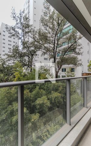 Apartamento à venda com 260m², 3 quartos e 3 vagas Apartamento à venda com 260m², 3 quartos e 3 vagasVaranda da Suíte 1