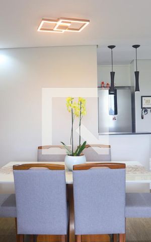 Apartamento à venda com 70m², 3 quartos e 2 vagasSala