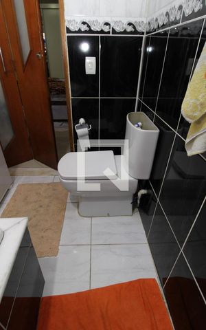 Casa à venda com 100m², 2 quartos e sem vagaBanheiro da Suíte 2