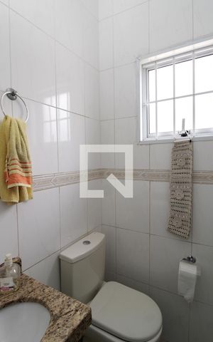 Casa à venda com 100m², 2 quartos e sem vagaLavabo