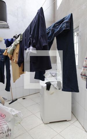 Casa à venda com 100m², 2 quartos e sem vagaÁrea de Serviço