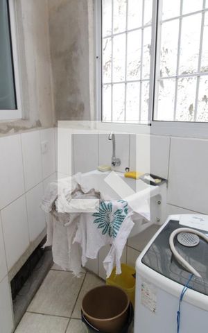 Casa à venda com 100m², 2 quartos e sem vagaÁrea de Serviço