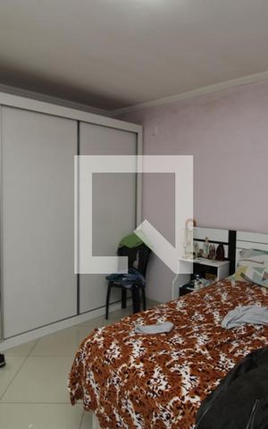 Casa à venda com 100m², 2 quartos e sem vagaSuíte 2