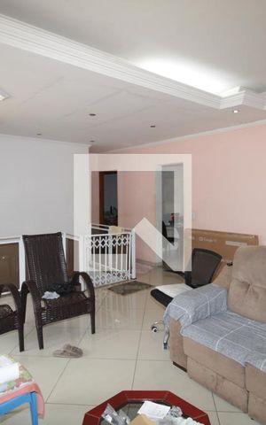 Casa à venda com 100m², 2 quartos e sem vagaSala