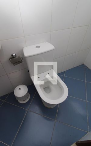 Casa à venda com 100m², 2 quartos e sem vagaBanheiro da Suíte 1