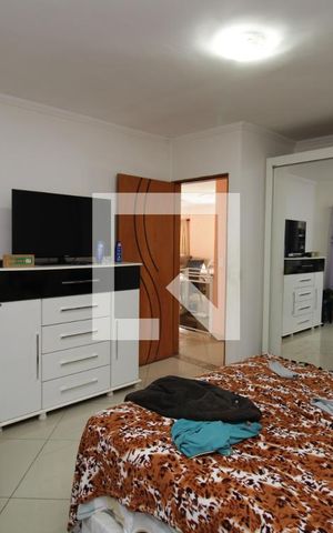 Casa à venda com 100m², 2 quartos e sem vagaSuíte 2