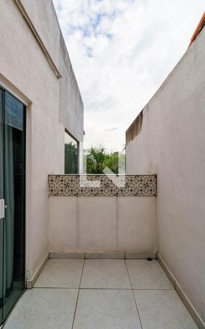 Casa à venda com 575m², 4 quartos e 11 vagas Casa à venda com 575m², 4 quartos e 11 vagasVaranda/quarto 4