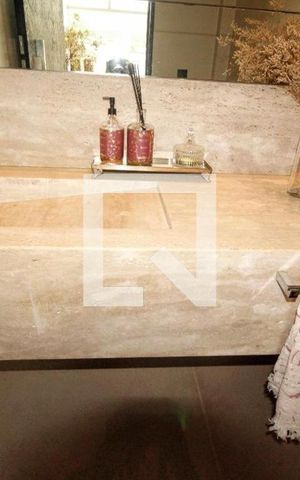 Casa à venda com 900m², 4 quartos e 8 vagaslavabo