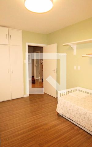 Casa à venda com 900m², 4 quartos e 8 vagasquarto 1