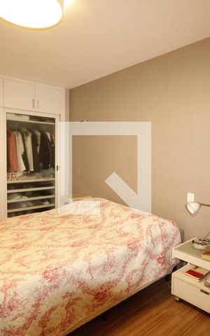 Casa à venda com 900m², 4 quartos e 8 vagasquarto 2