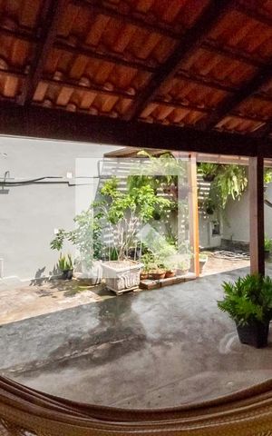 Casa à venda com 203m², 2 quartos e 4 vagas Casa à venda com 203m², 2 quartos e 4 vagasVista do quarto 1