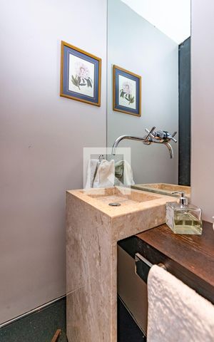 Apartamento à venda com 176m², 3 quartos e 3 vagas Apartamento à venda com 176m², 3 quartos e 3 vagasLavabo