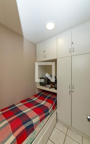 Apartamento à venda com 176m², 3 quartos e 3 vagas Apartamento à venda com 176m², 3 quartos e 3 vagasÁrea de Serviço