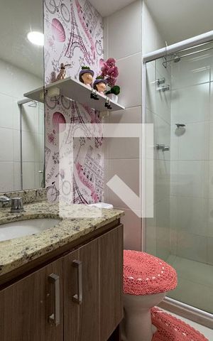 Apartamento à venda com 165m², 3 quartos e 2 vagas Apartamento à venda com 165m², 3 quartos e 2 vagasBanheiro Social