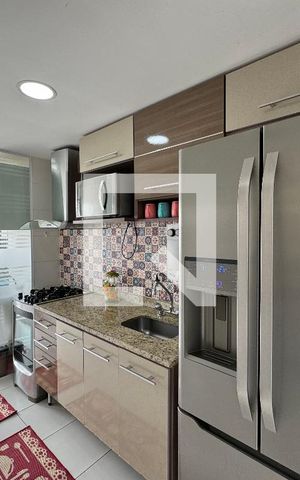 Apartamento à venda com 165m², 3 quartos e 2 vagas Apartamento à venda com 165m², 3 quartos e 2 vagasCozinha e Área de Serviço